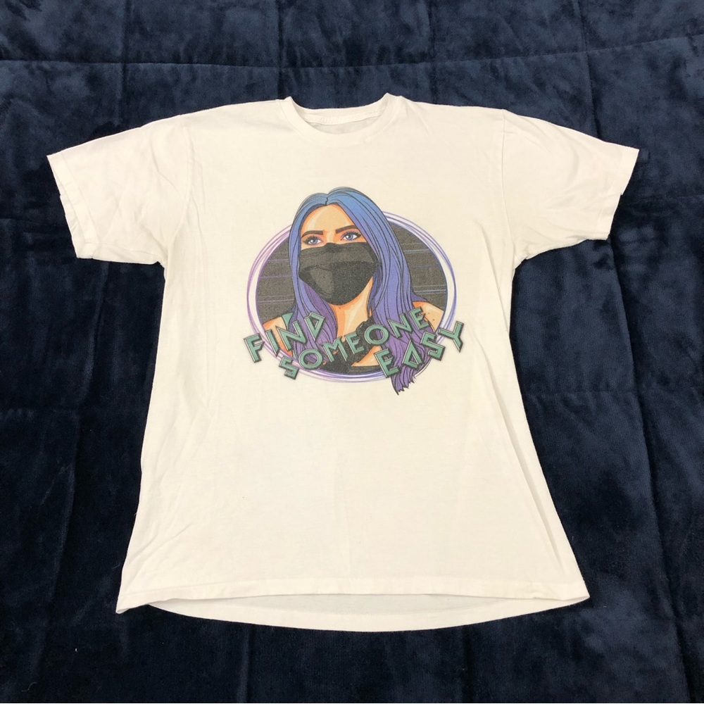 TeePublic “Find Someone Easy” Amine Girl Graphic White Gaming Tee Shirt Mens M.